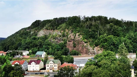 Backofenfelsen Freital Felswand des Backofenfelsens in Freital.