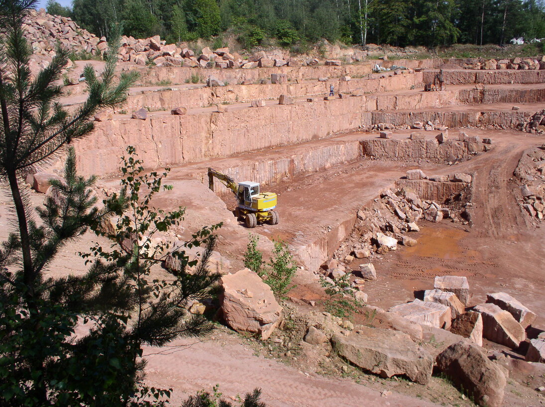 Steinbruch am Rochlitzer Berg.