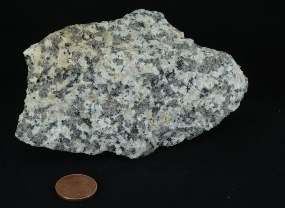 Der Granit von Lauter zeichnet sich durch ein gleichkörniges richtungsloses Gefüge aus.