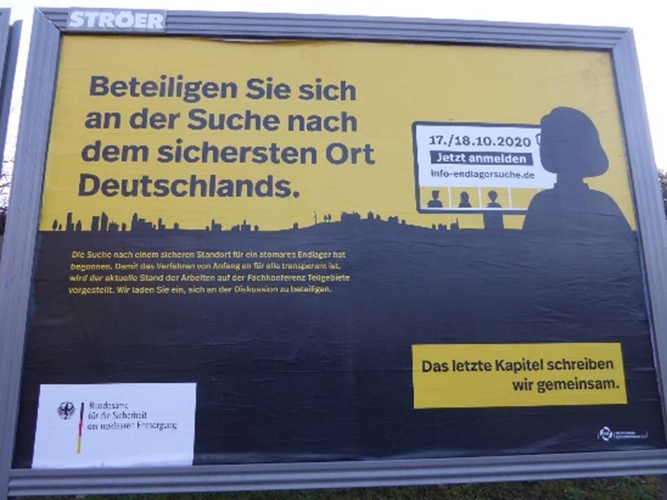 Das Bild zeigt ein Werbeplakat zur Öffentlichkeitsbeteiligung bei der Standortsuche.Plaktat zur Öffentlichkeitsbeteiligung im Standortauswahlverfahren. 