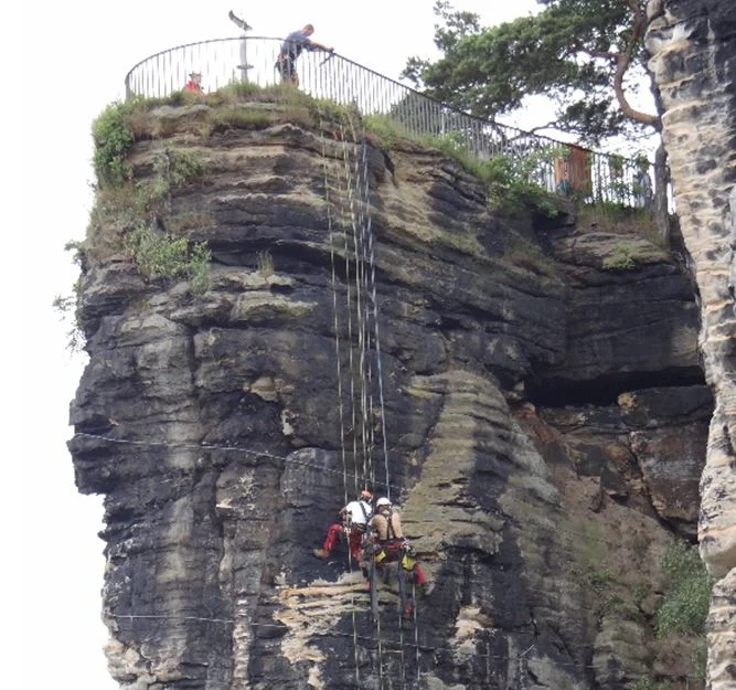 Ultraschallmessungen an der Basteiaussicht.