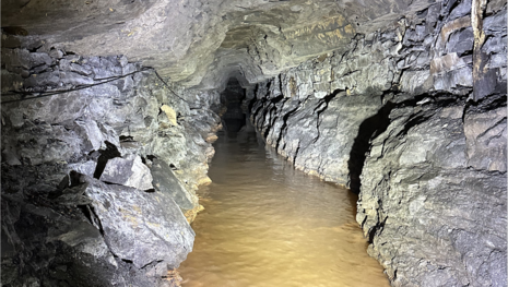 Wasserführung in einem untertägigen Bergbau